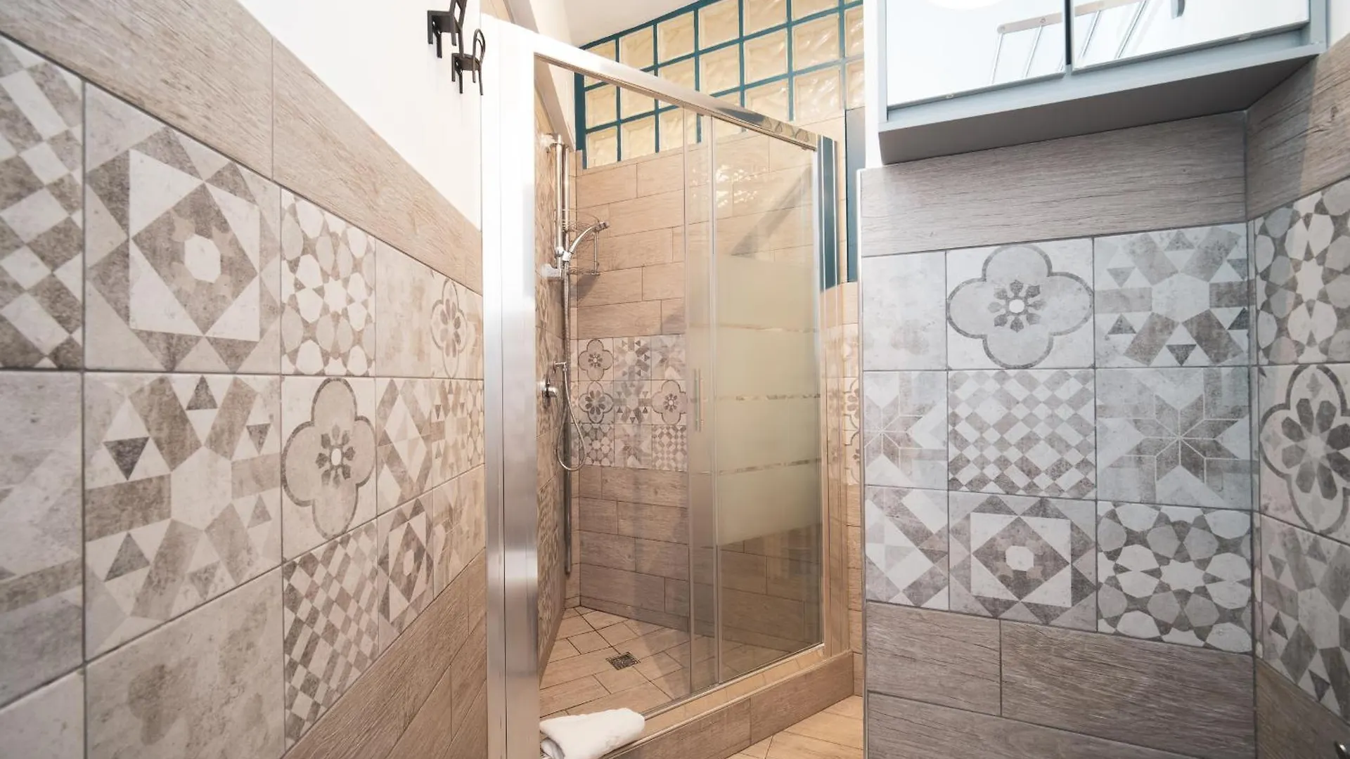 King Of Rome Studio Apartment Buddyrent Italy