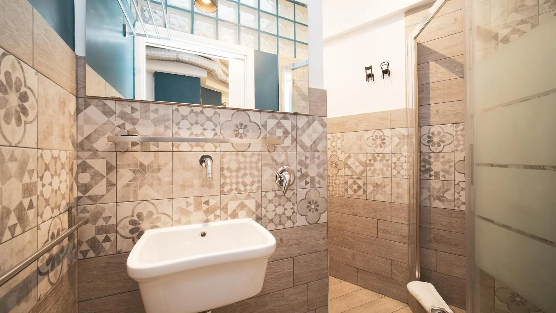 King Of Rome Studio Apartment Buddyrent